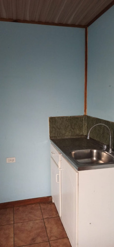 Imagen 9 de 25 de Dueña Vende Casa Con 4 Apartamentos Sin Intermediarios