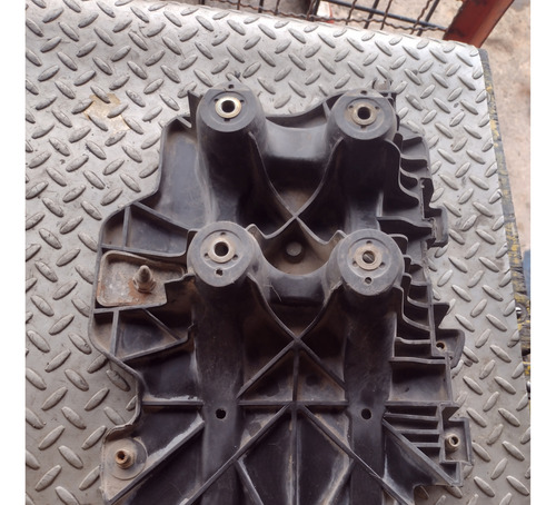 Base De Batería Volkswagen Jetta A4 (Usado)