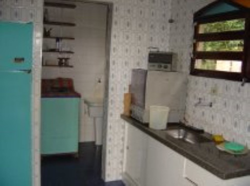 Imagem 12 de 14 de Chácara No Litoral Sul, Com 03 Dormitórios. Lote De 6.200m²