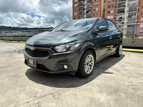 Chevrolet Onix 1.4 L.T Sedan Mecanico