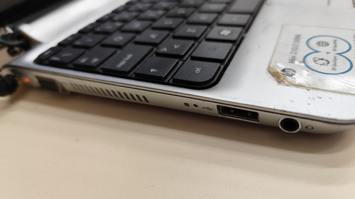 Netbook Hp Mini 500gb Hdd Intel Atom Rosa (Usado)