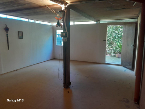 Casa En Alquiler Temporal - 2 Dormitorios 1 Baño - 300mts2 - Ensenada