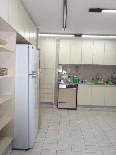 Casa Com 3 Dormitórios E 3 Vagas De Garagem - Paraíso. - Ca1180