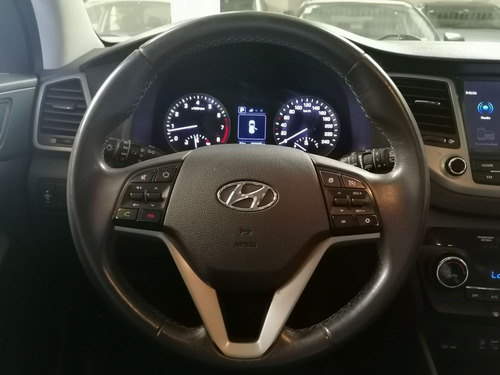 Imagen 13 de 15 de Hyundai Tucson Limited 2017