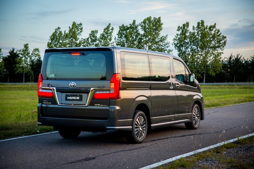 Toyota Hiace Wagon 2021 Gris Oscura Precio En Dolar Oficial