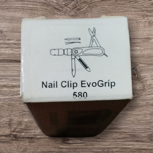 Cortaplumas Wenger Nail Clio 580, 7 Herramientas Rosa Chicle (Usado)