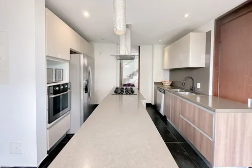 Casa En Venta En Cota. Cod V6950