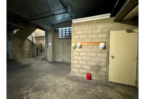 Se Vende Galpón 2132m2 Via Univ Santa Maria Petare 2128