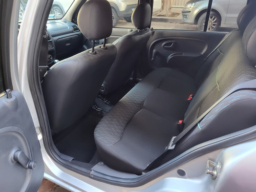 Renault Clio 1.2 Mio Confort Plus Abs Abcp