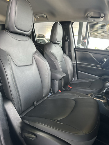 Jeep Renegade 2.0 16V TURBO DIESEL LONGITUDE 4P 4X4 AUTOMÁTICO