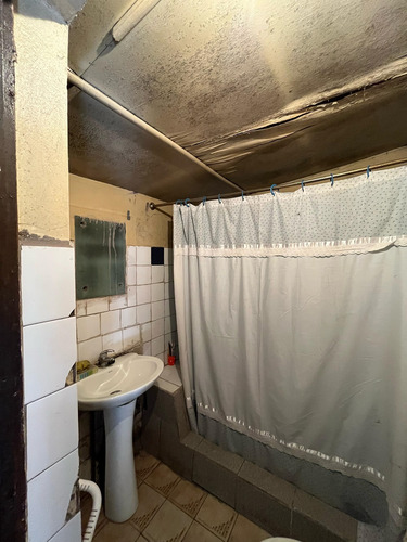 Vendo Amplio Terreno En Una Esquina, Con Casa, La Granja