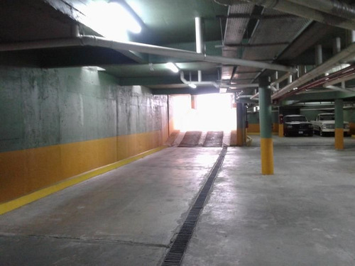 Imagen 6 de 8 de Cochera En Lomas De Zamora