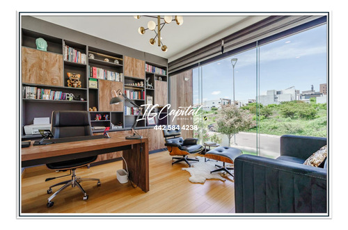 Residencia Con Cascada Y Alberca - Zibatá Qro.