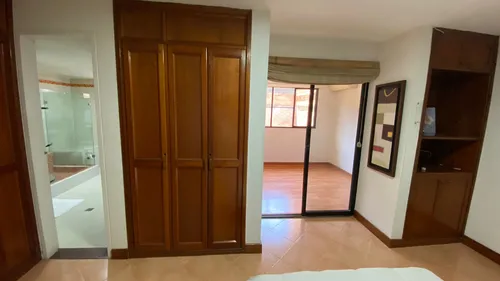 Casa Unifamiliar, De Dos Pisos, Muy Segura, Amplia Ymuy Bien Ubicada