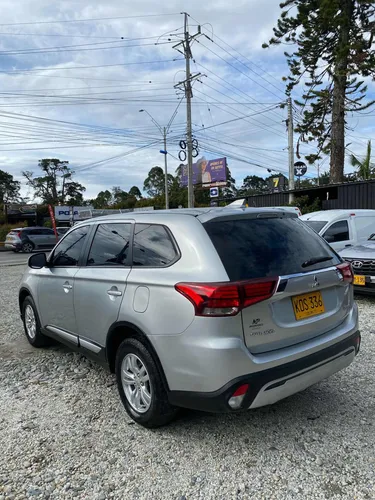 Mitsubishi Outlander 2.4 Kaiteki