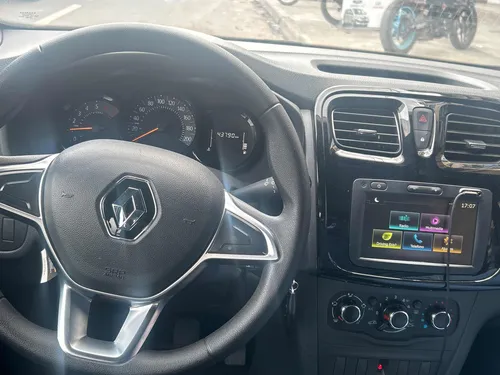 Renault Logan 1.6 Expression / Life +