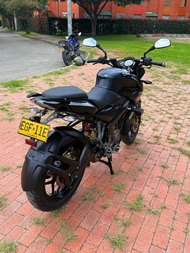 Pulsar Ns200
