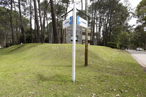 Casa En Venta Dentro Del Complejo Solanas.