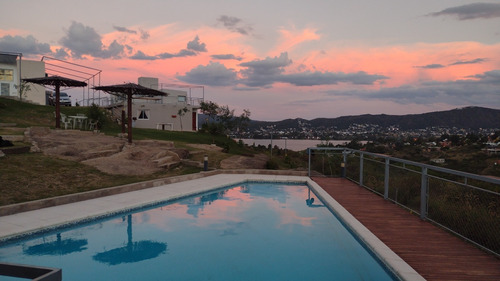 Cabañas Vista Del Lago En Villa Carlos Paz