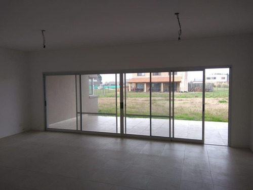 Imagen 8 de 16 de Alquiler Anual Disponible Desde Octubre 2022 En San Matías Escobar Zona Norte