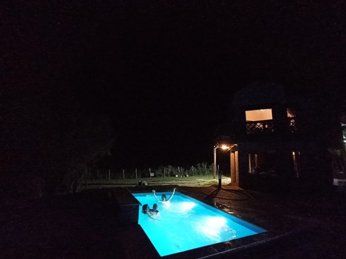 Peumayen Ubicada En El Marco De Los Reyes. Piscina Climatizada Cerrada. Asiento Con Jets De Hidromasaje. Todo El Año +30º