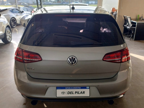 Volkswagen Golf 2.0 VII GTI L16