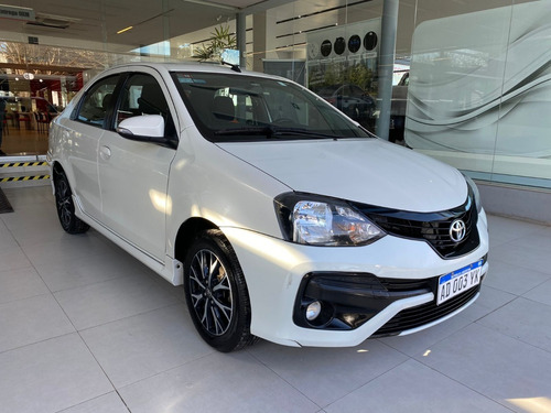 Imagen 4 de 13 de Toyota Etios Xls 4 Ptas. At - Nafta - 2018
