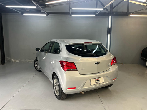 Chevrolet Onix 1.0 FLEX MANUAL