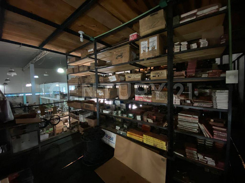 Bodega En Renta En Av. Zaragoza 1309 E Hidalgo 1320 Coatzacoalcos, Veracruz
