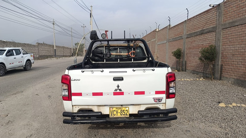 Color Blanco 4x4 Implementada Para Mina