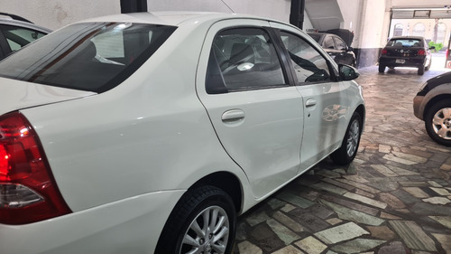 Toyota Etios Xls 2014