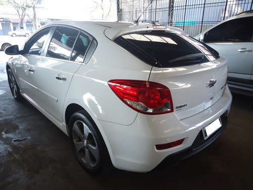 Cruze Sport Hatch Lt 1.8 At