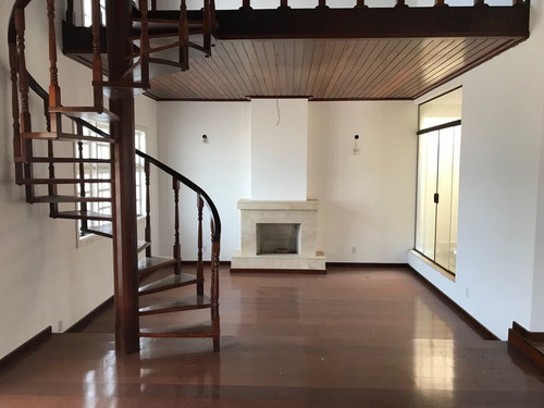 Imagem 7 de 14 de Casa Nova Em Estilo Normando / Piracaia Ca-508