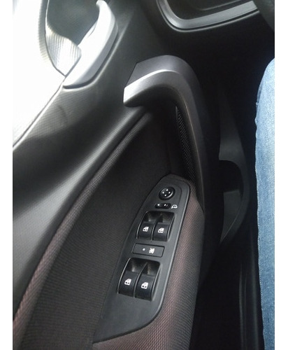 Fiat Cronos 1.8 16v Precision