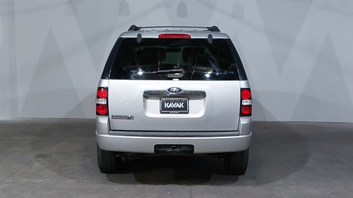Ford Explorer 4.0 XLT BASE 4X2 V6 TELA AT