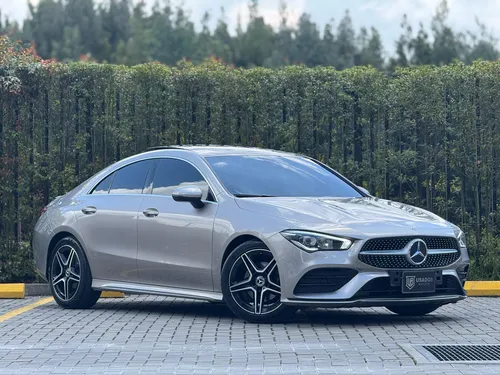 Mercedes-Benz Clase CLA 1.3 Cla 180 Amg Line At
