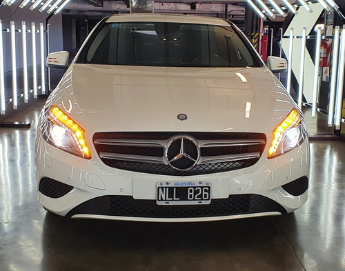 Imagen 3 de 15 de Mercedes-benz Clase A 1.6 A 200 Urban B.efficiency 156cv