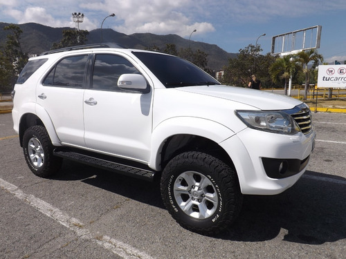 Toyota Fortuner .