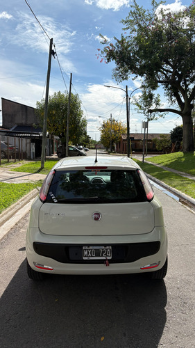 Fiat Punto 1.4 Attractive C/radio Integrada