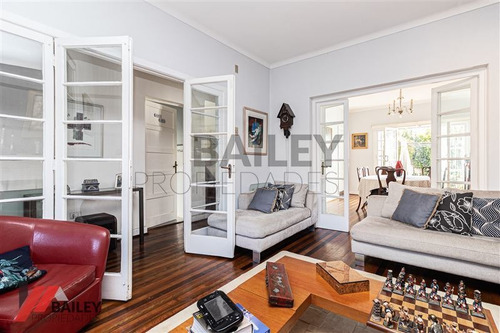 Imagen 3 de 22 de Casa En Venta De 5 Dorm. En Viña Del Mar