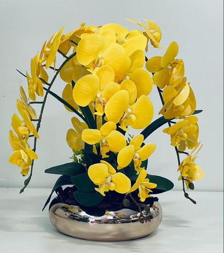 Arranjo Flores 4 Orquídeas Artificiais Real 3d Com Vaso | Parcelamento sem  juros