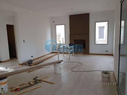 Imagen 6 de 8 de Barrio Cerrado La Comarca - Casa Venta Usd 390.000