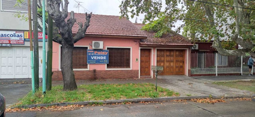 En Venta Chalet 4 Ambientes Con Garage En Banfield (136)