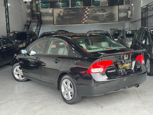 Honda Civic 1.8 Lxs Flex Aut. 4p