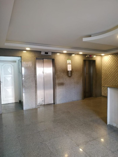 Imagem 13 de 14 de Sala Comercial Para Alugar Na Rua Sacadura Cabral, Saúde, Rio De Janeiro - Rj - Liv-8714