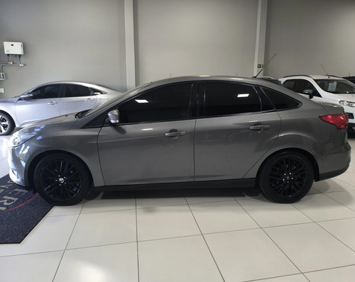 Ford Focus 2.0 SE SEDAN 16V FLEX 4P POWERSHIFT
