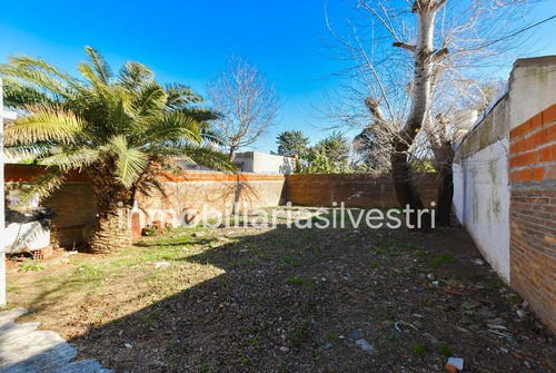 Imagen 26 de 26 de 516 E/ 9 Y 10 Ringuelet - Casa En Venta