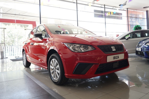 Imagen 3 de 15 de Seat Ibiza Reference Rojo 2021