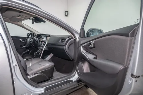 Volvo V40 2.5 T5 Cross Country Awd