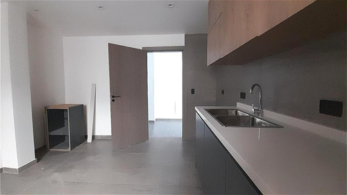 Departamento De 3 Ambientes A Estrenar En Flores.
